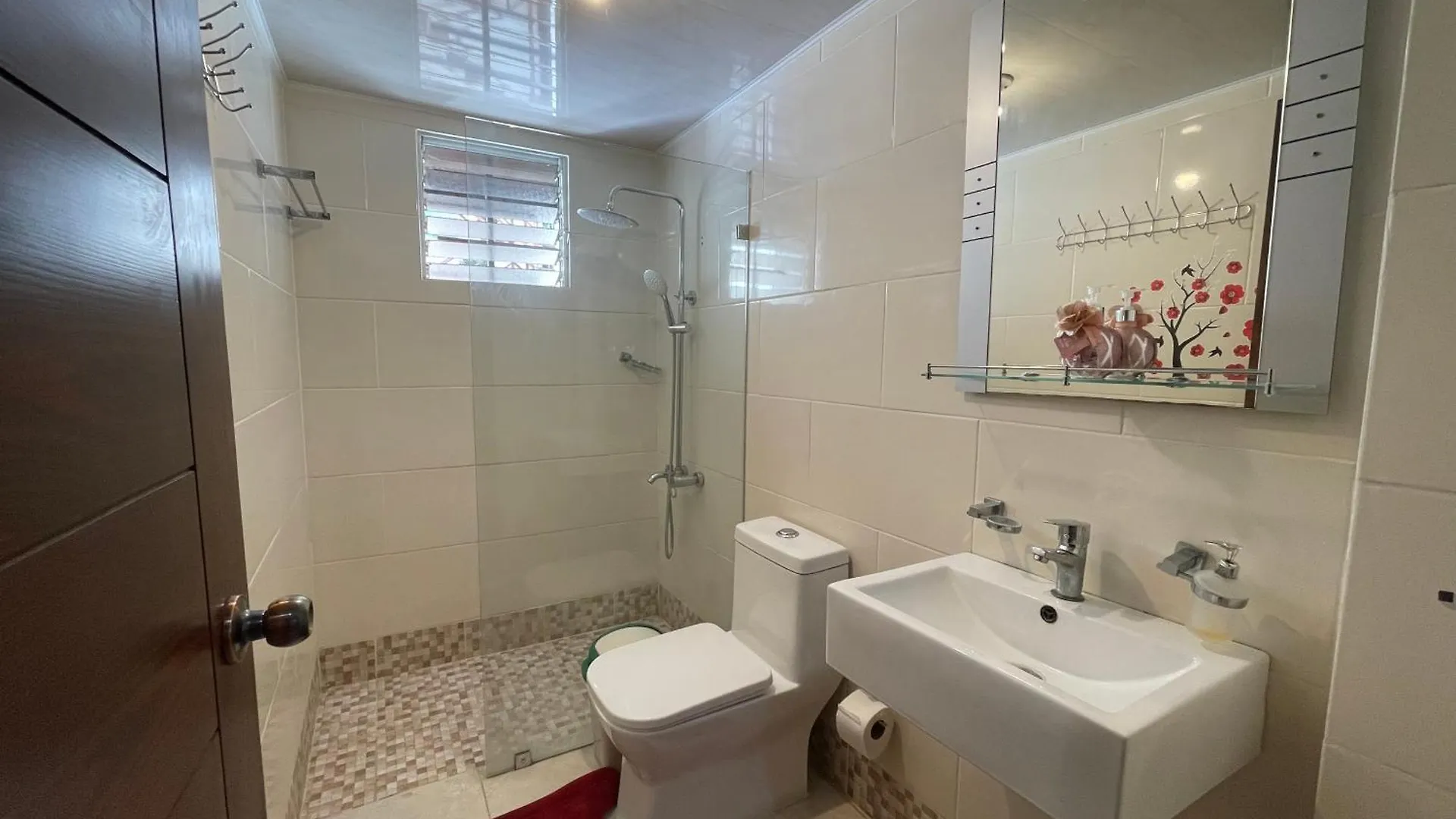 Apartamento De 2 Habitaciones Con Seguridad Y Camaras Mendoza República Dominicana